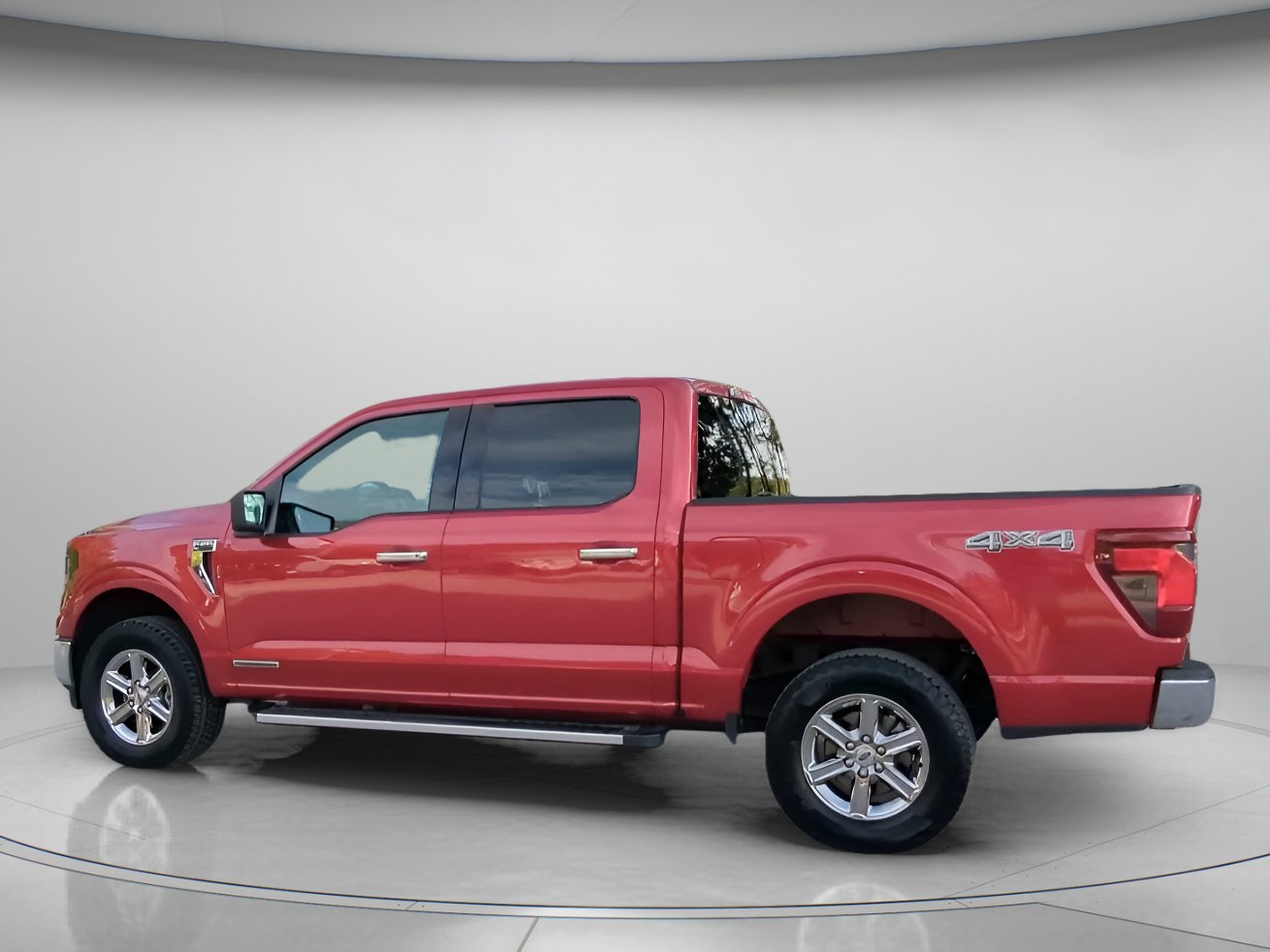Certified 2025 Ford F150 XLT w/ Equipment Group 301A Standard AWD/4WD image 15