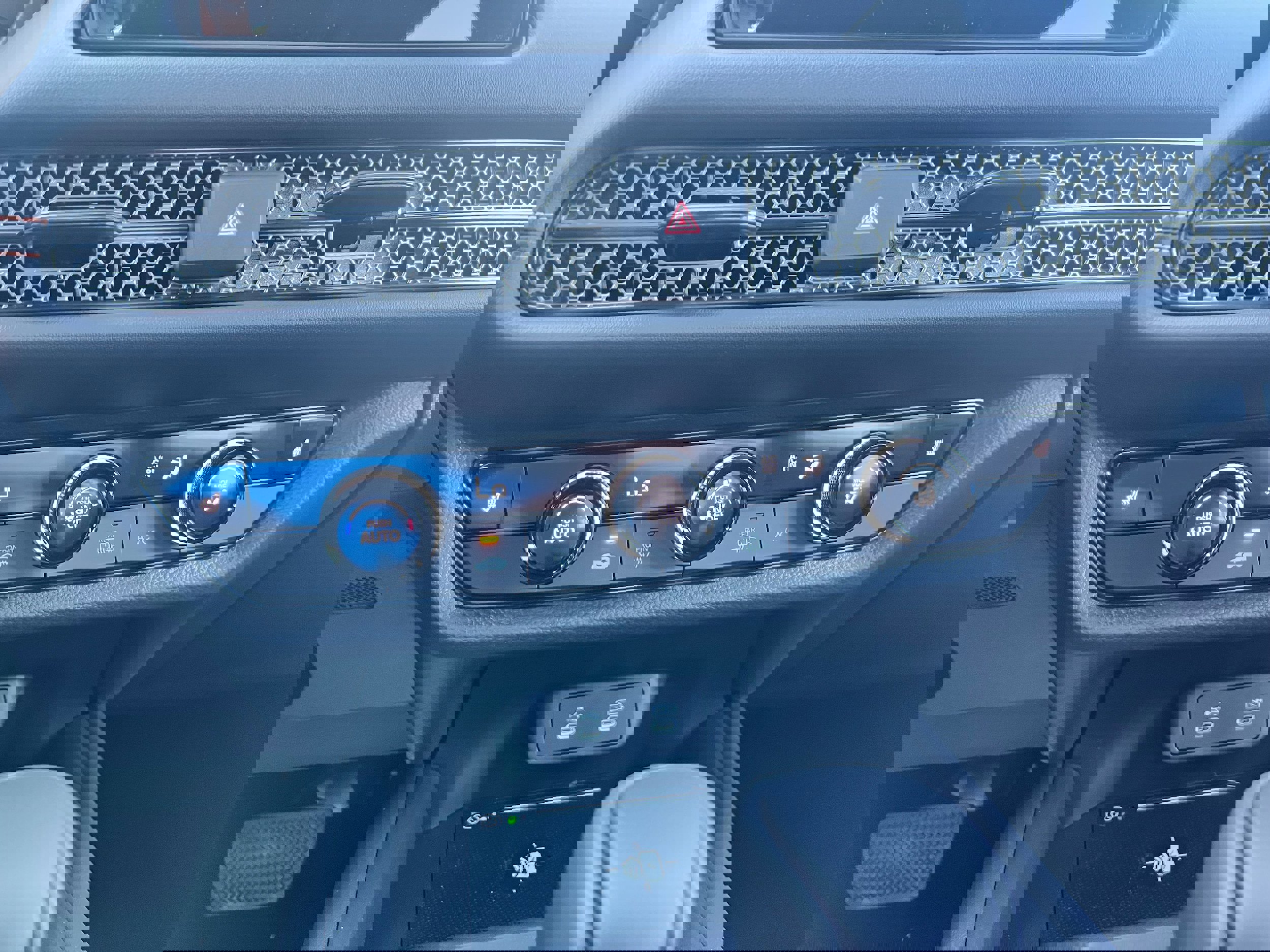 New 2026 Honda HR-V Sport image 15