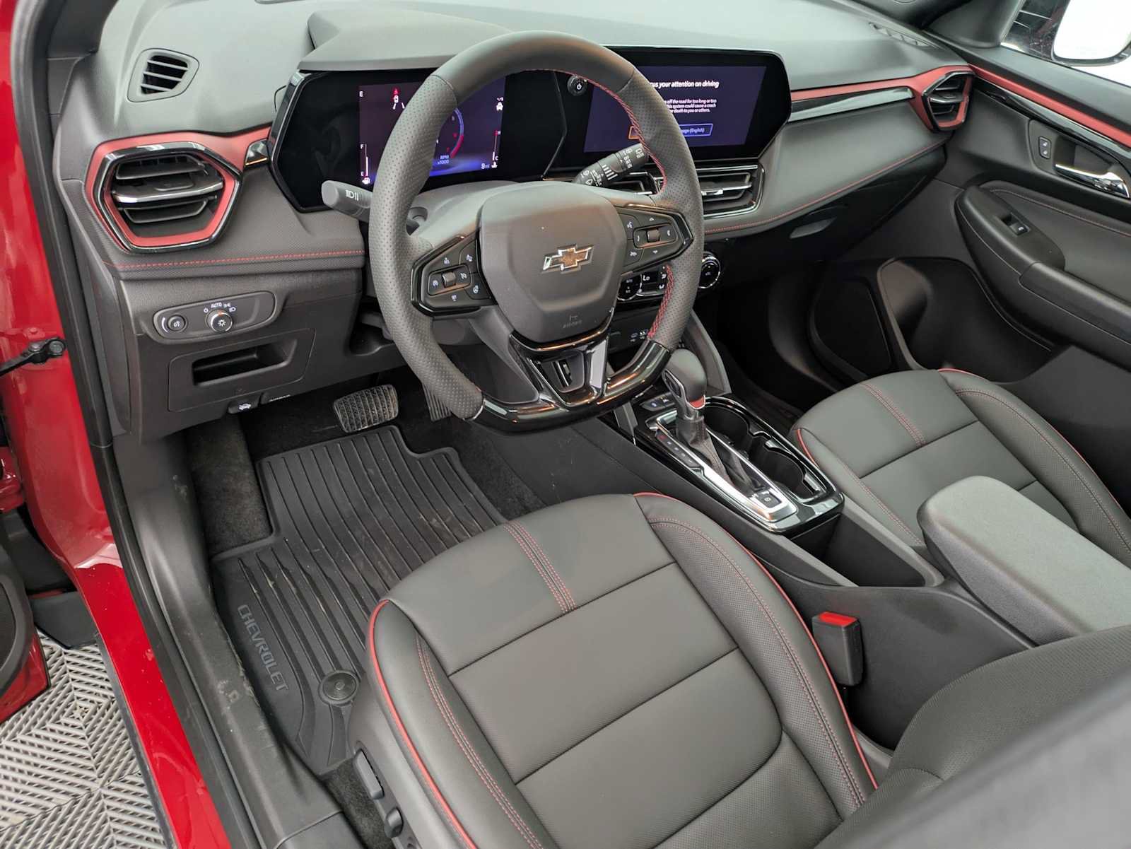 New 2026 Chevrolet TrailBlazer RS w/ Convenience Package AWD/4WD image 2
