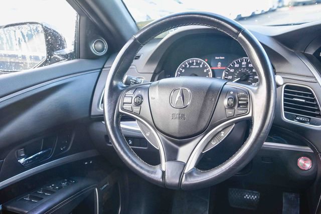 Used 2018 Acura RLX Sport Hybrid w/ Advance Pkg image 15