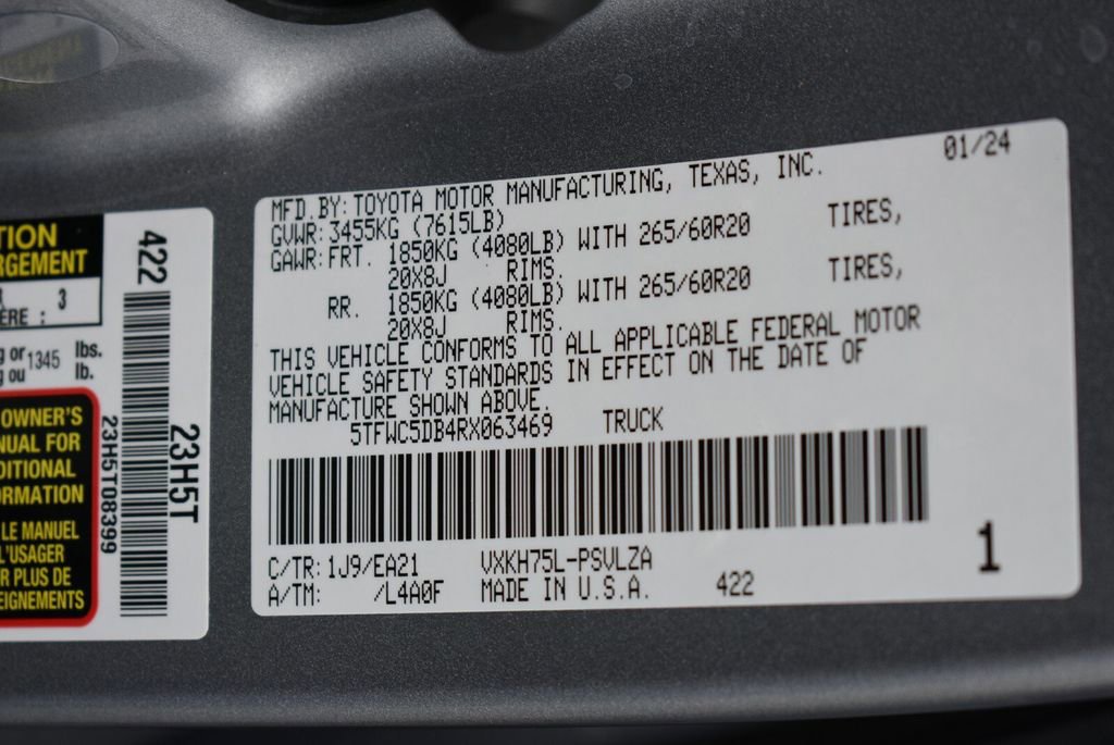 Used 2024 Toyota Tundra Limited AWD/4WD image 42