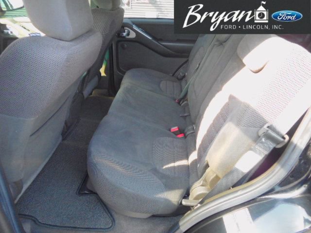 Used 2006 Nissan Pathfinder SE w/ (P01) Se Premium Pkg image 13