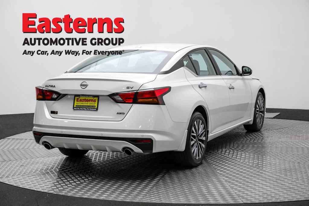 Used 2024 Nissan Altima 2.5 SV w/ SV Premium Package AWD/4WD image 7