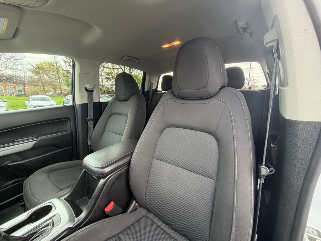 Used 2017 Chevrolet Colorado LT w/ Redline Special Edition image 7