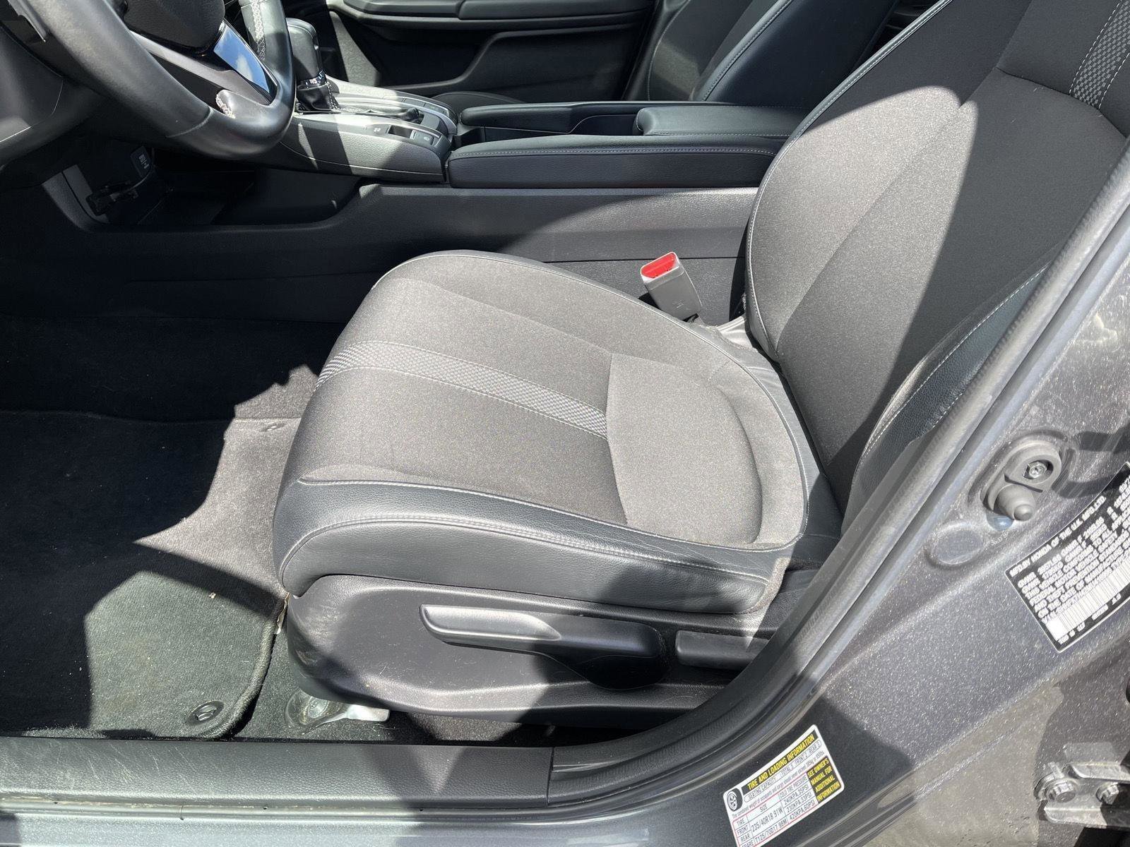 Used 2021 Honda Civic Sport image 3