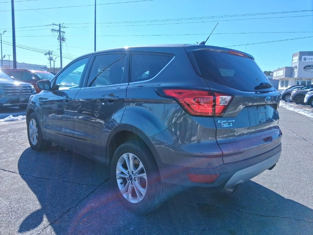 Used 2019 Ford Escape SE image 7