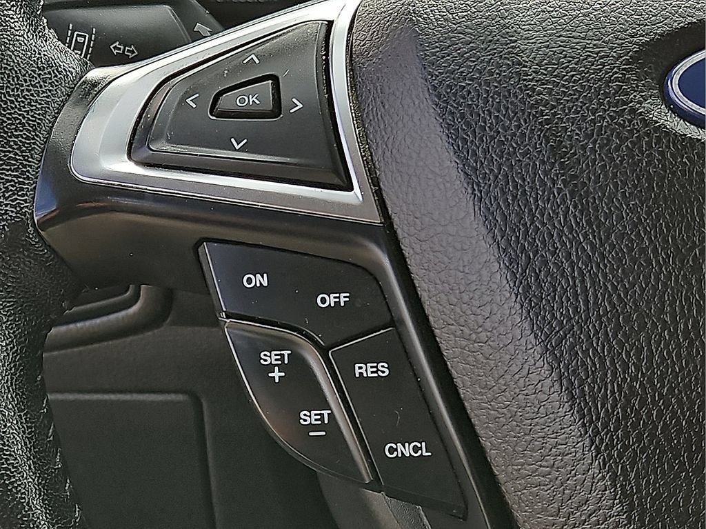 Used 2023 Ford Edge SEL AWD/4WD image 22