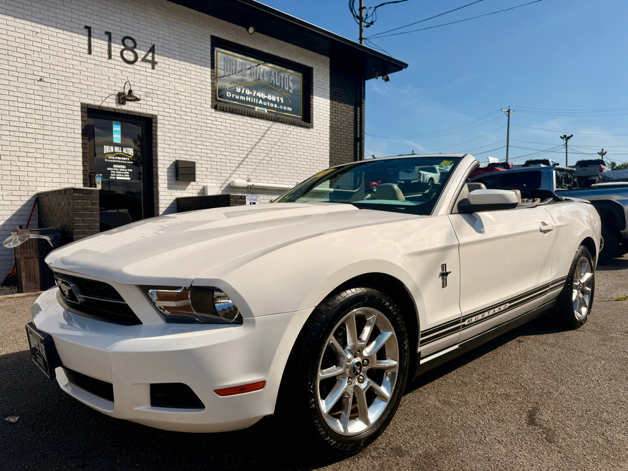 Used 2010 Ford Mustang Convertible image 31