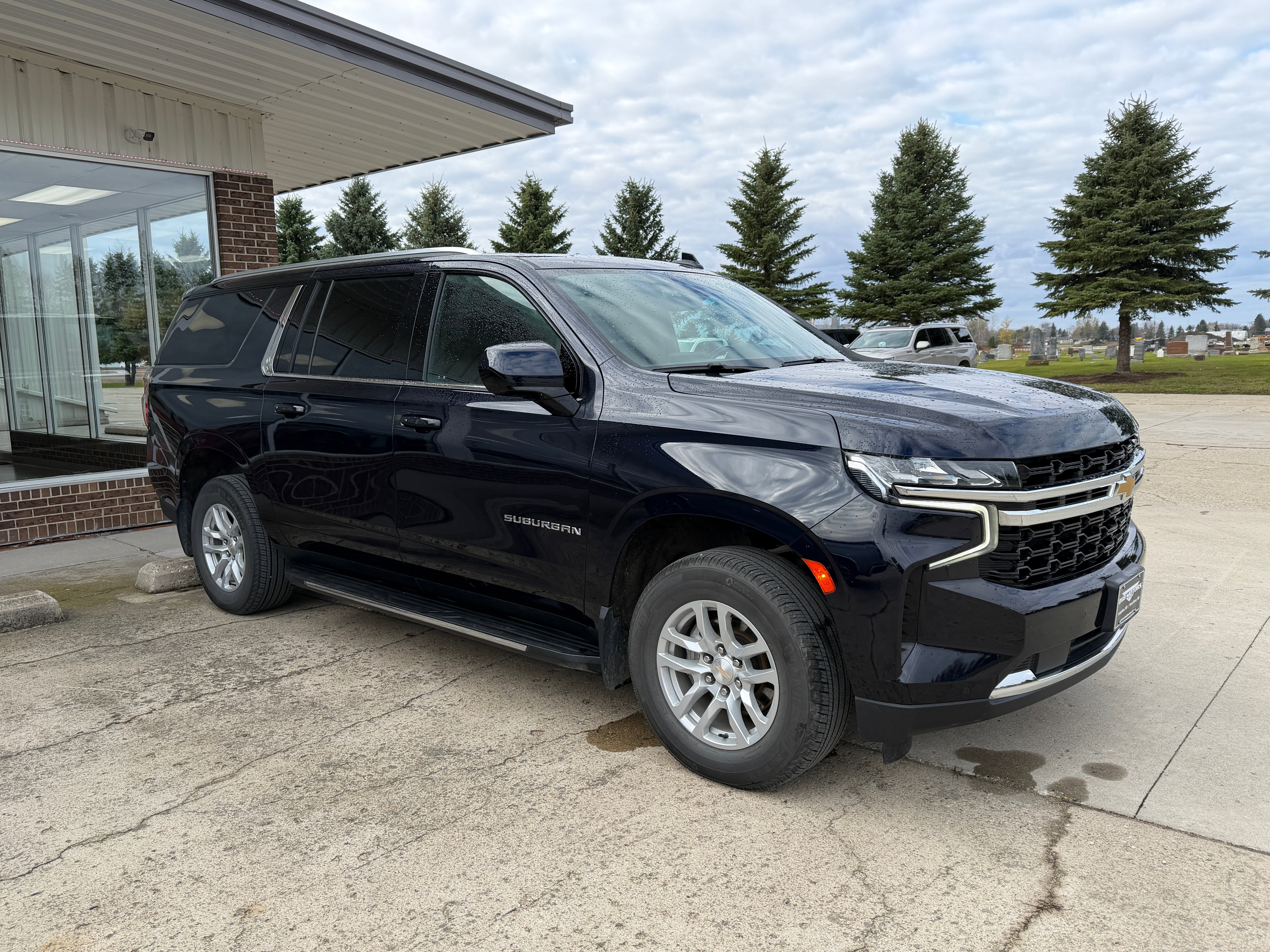 Used 2022 Chevrolet Suburban LS w/ Max Trailering Package