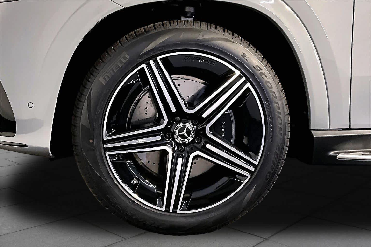 New 2026 Mercedes-Benz GLE 450 4MATIC Coupe image 17
