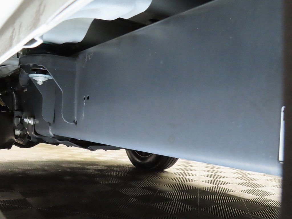 Used 2024 Ford F550 4x4 Crew Cab Super Duty image 11
