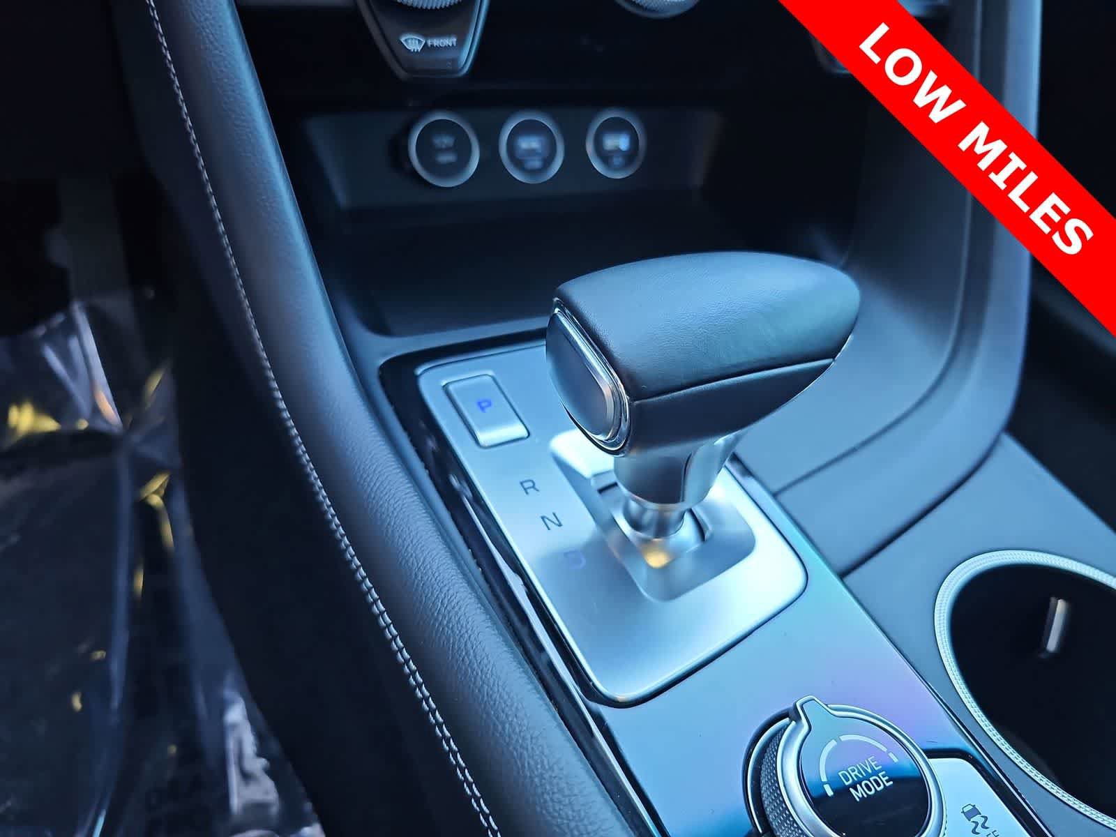 Certified 2023 Genesis G70 2.0T image 21