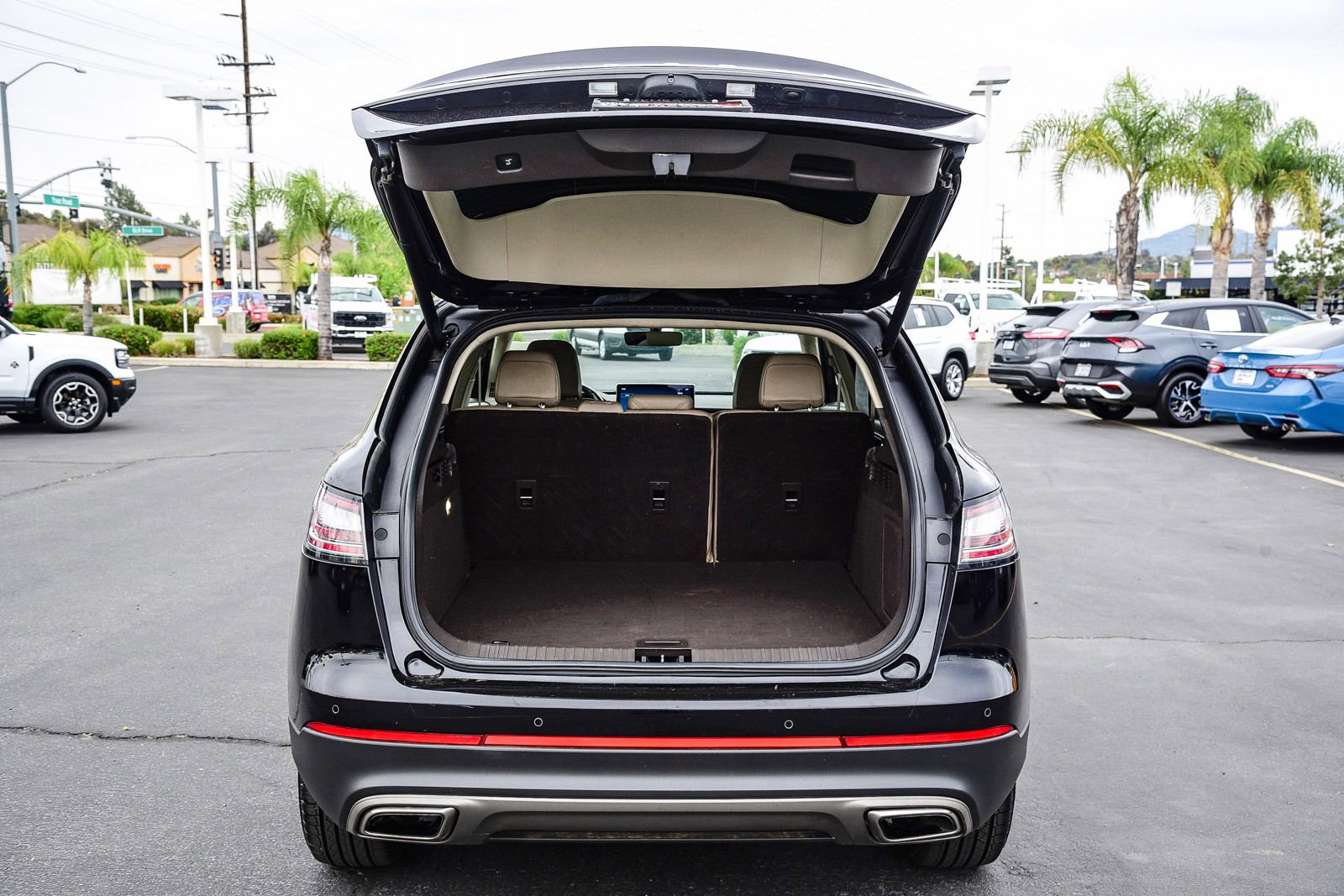 Used 2023 Lincoln Nautilus AWD w/ Premium Package image 26