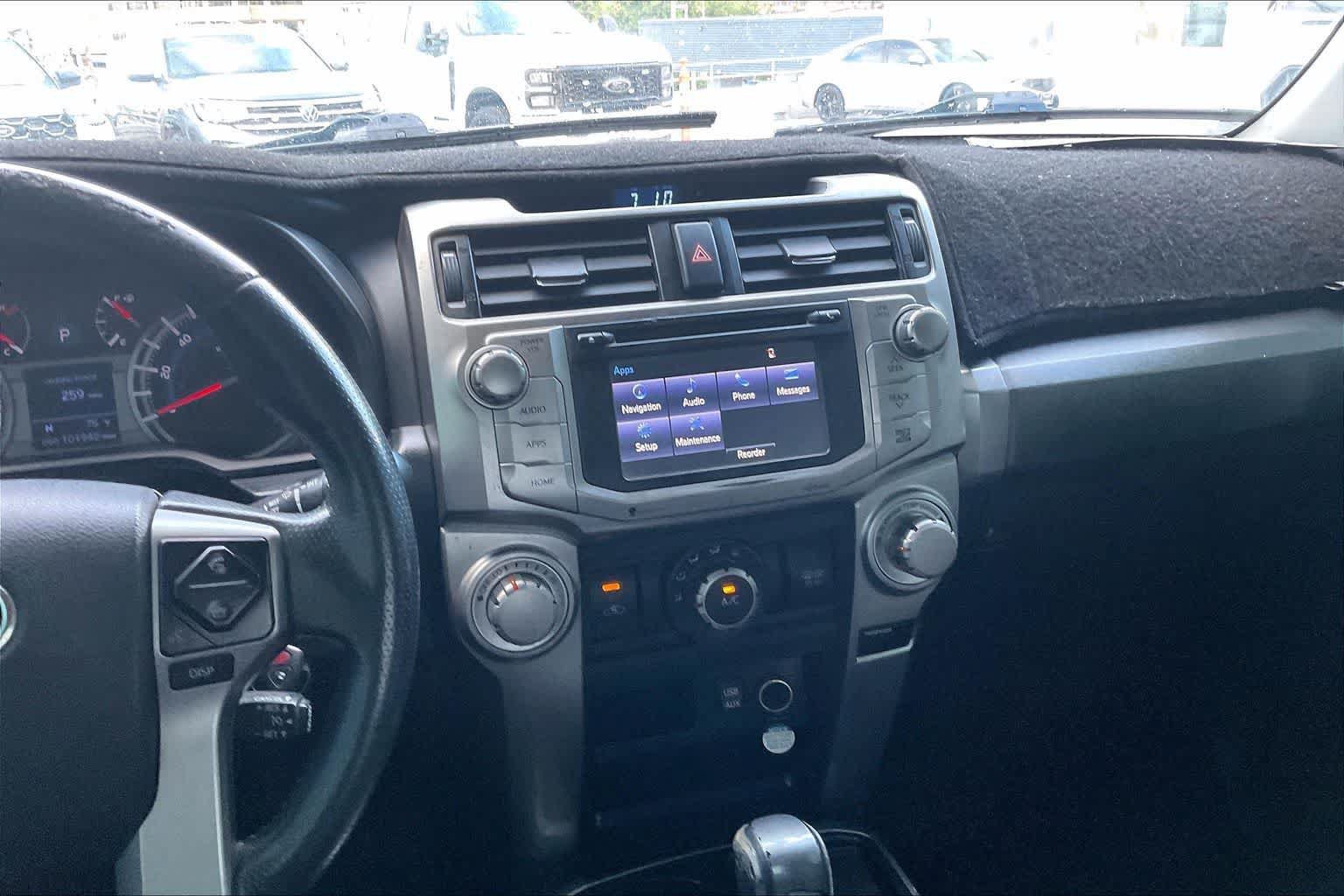 Used 2018 Toyota 4Runner SR5 Premium RWD image 15