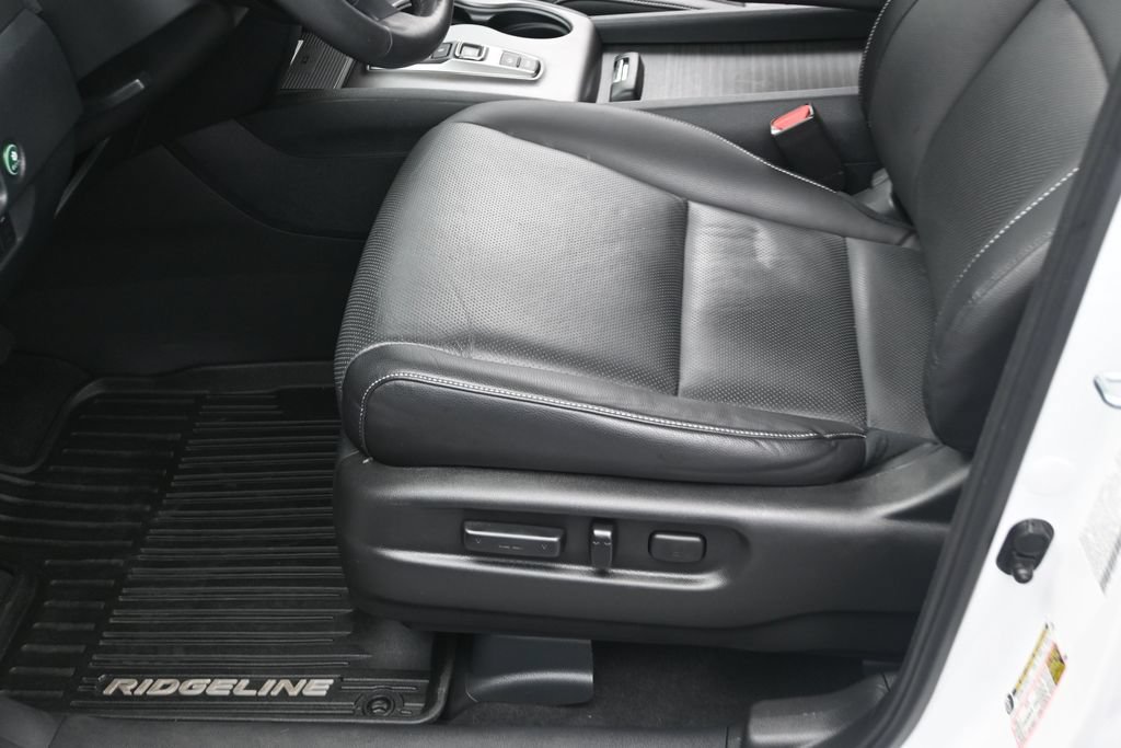 Used 2023 Honda Ridgeline RTL-E image 13