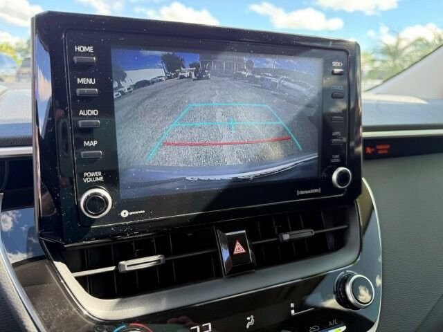 Used 2022 Toyota Corolla LE FWD image 14