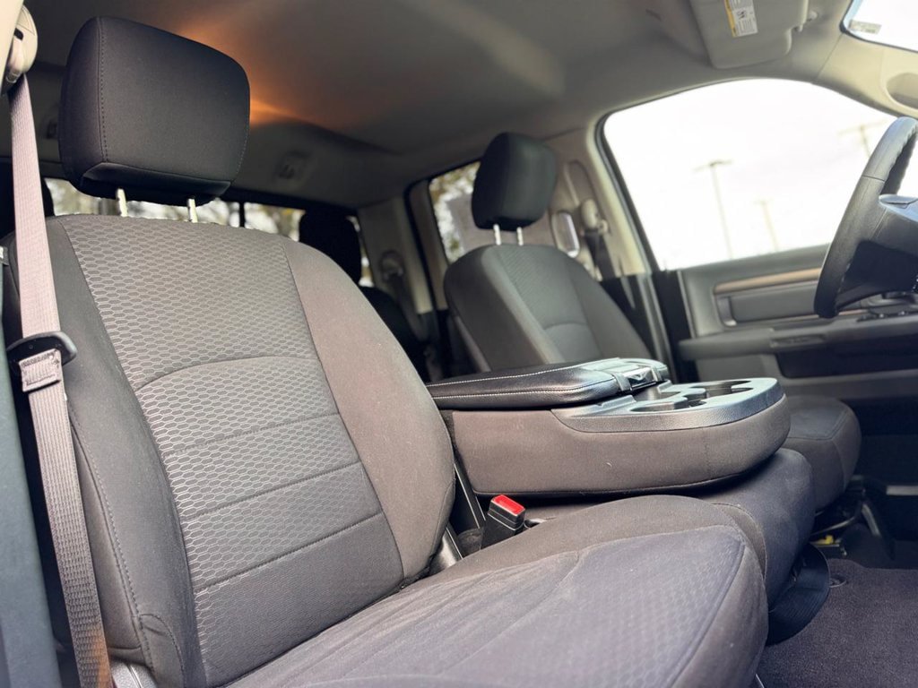 Used 2020 RAM 1500 Warlock AWD/4WD image 27