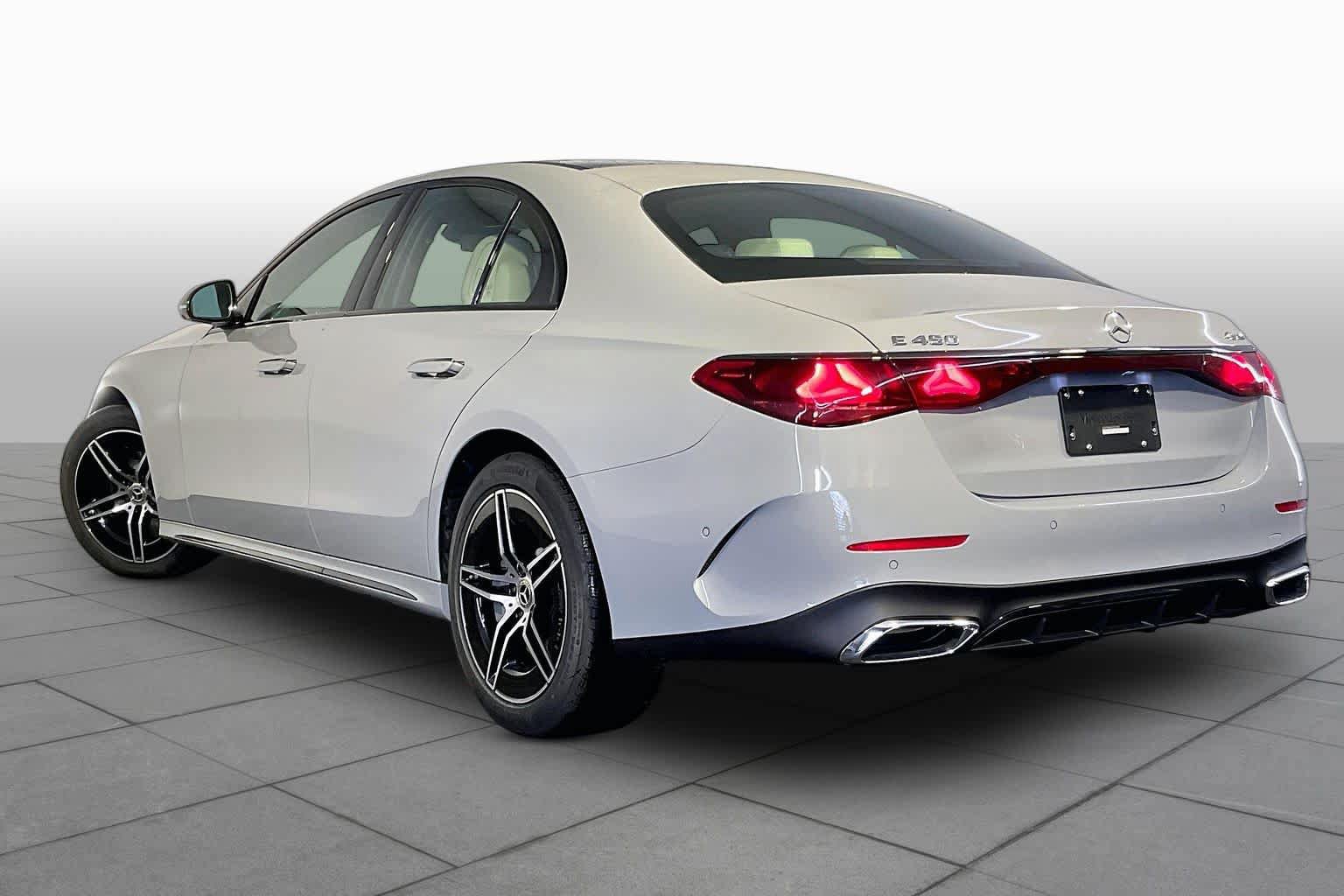 New 2027 Mercedes-Benz E 450 4MATIC Sedan image 3