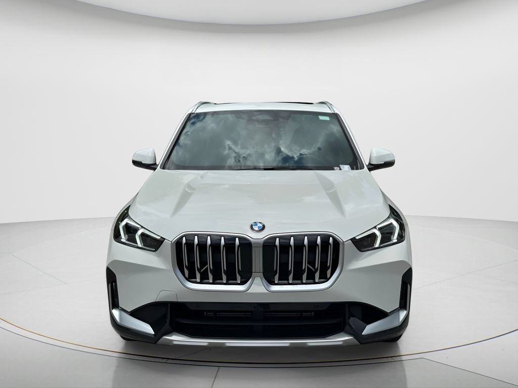 New 2026 BMW X1 xDrive28i w/ Convenience Package AWD/4WD image 2