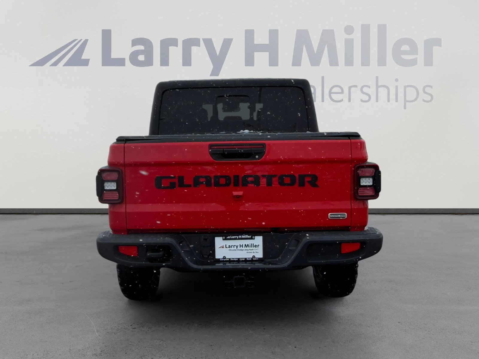 Used 2020 Jeep Gladiator Overland AWD/4WD image 5