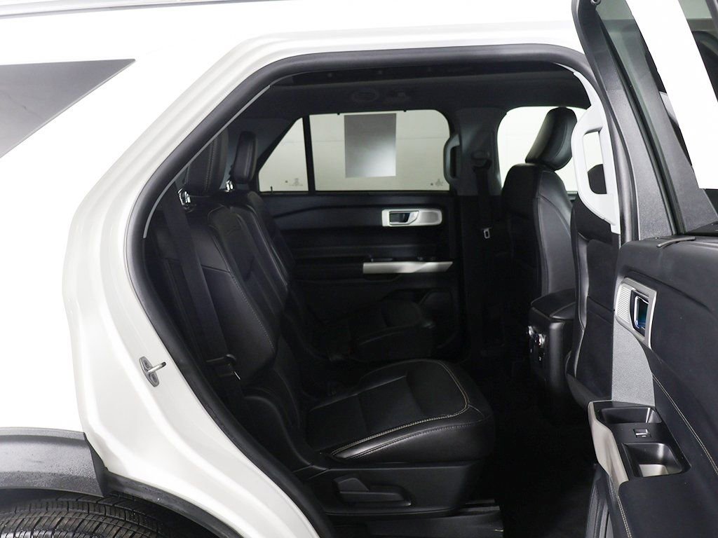 Used 2022 Ford Explorer Limited w/ Limited Technology Package image 37