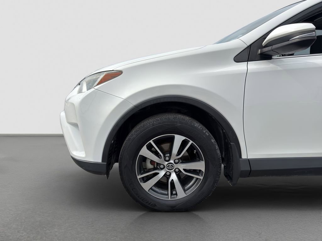 Used 2017 Toyota RAV4 XLE w/ All Weather Liner Package image 22