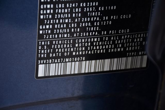 Used 2018 Volkswagen Tiguan SEL image 33