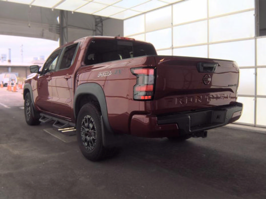 Used 2023 Nissan Frontier PRO-4X w/ Pro-4X Premium Package AWD/4WD image 6