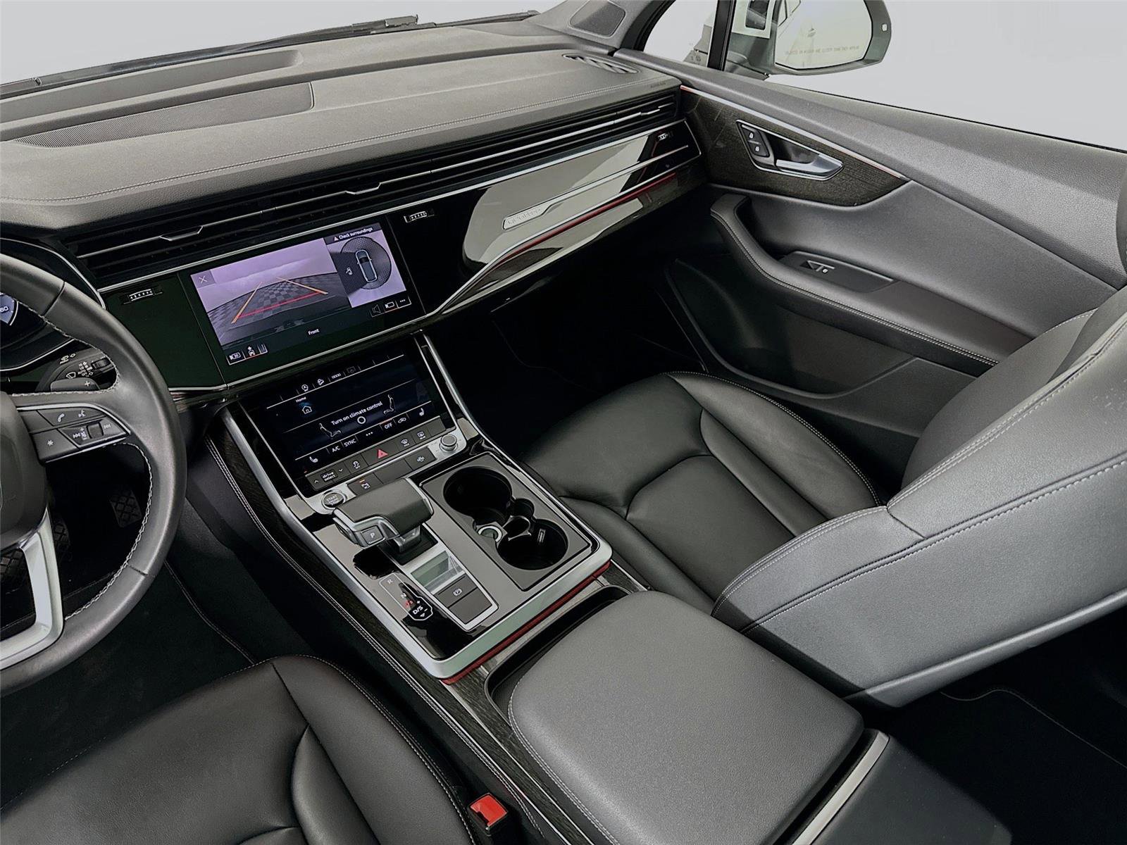 Used 2025 Audi Q7 3.0T Premium Plus image 26