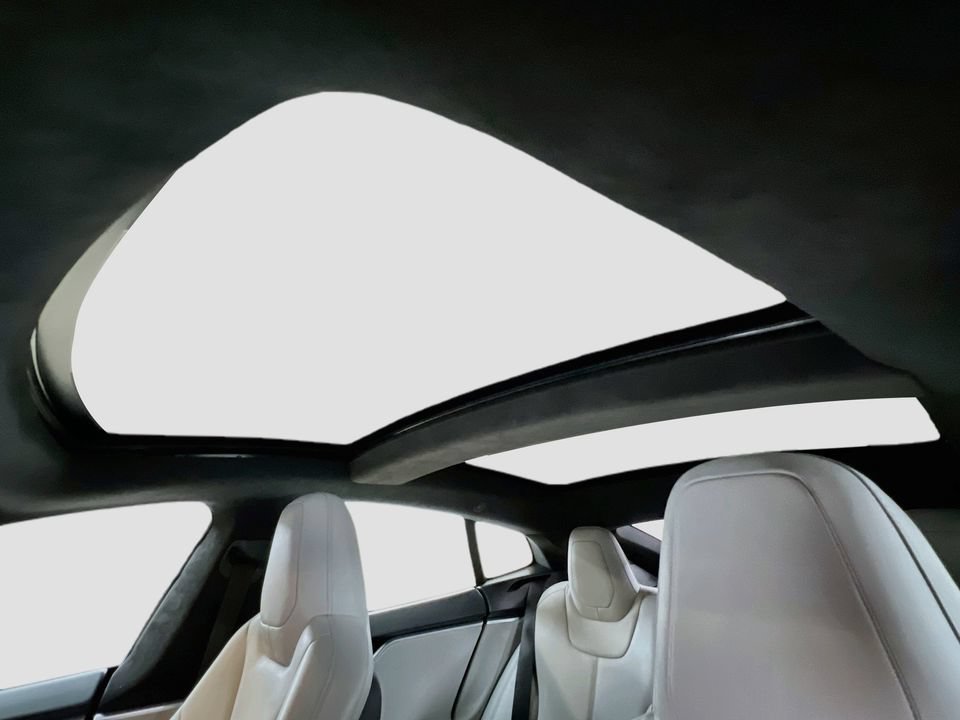 Used 2015 Tesla Model S 85D AWD/4WD image 14