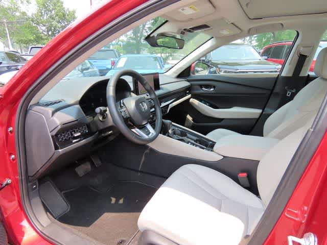 Used 2025 Honda Accord Touring video 2