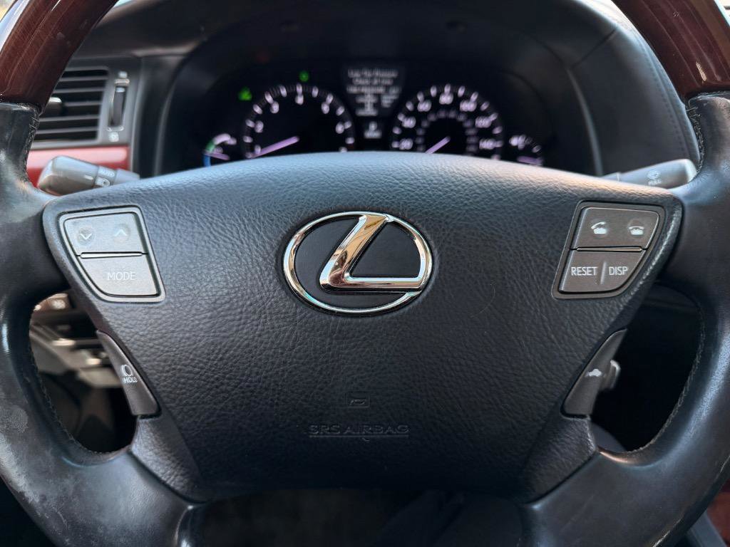 Used 2008 Lexus LS 600h L image 11