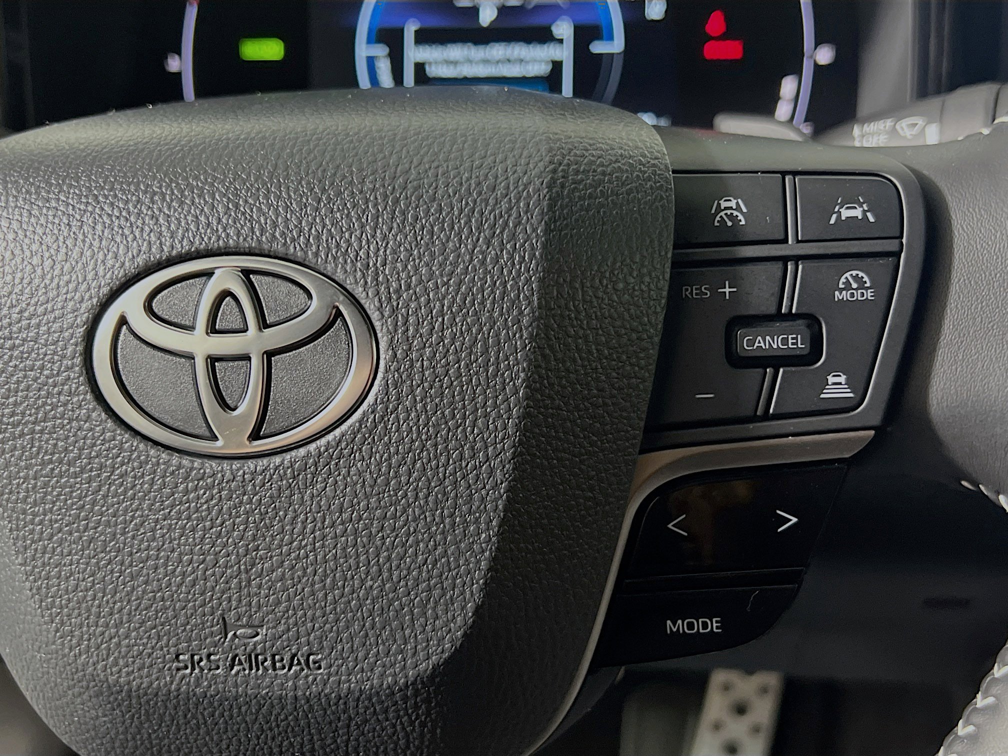 Used 2026 Toyota Camry SE w/ Multimedia Upgrade Package FWD image 20