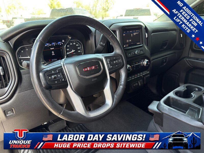 Used 2021 GMC Sierra 1500 4x4 Crew Cab w/ Sierra Value Package image 16