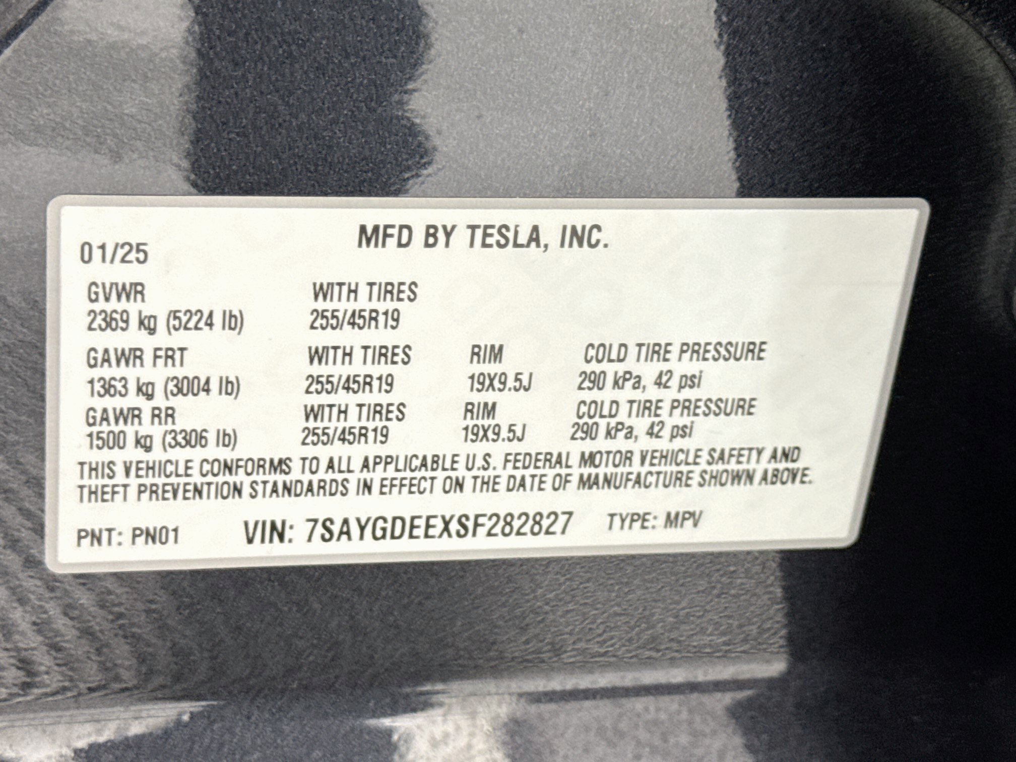 Used 2025 Tesla Model Y Long Range AWD/4WD image 29