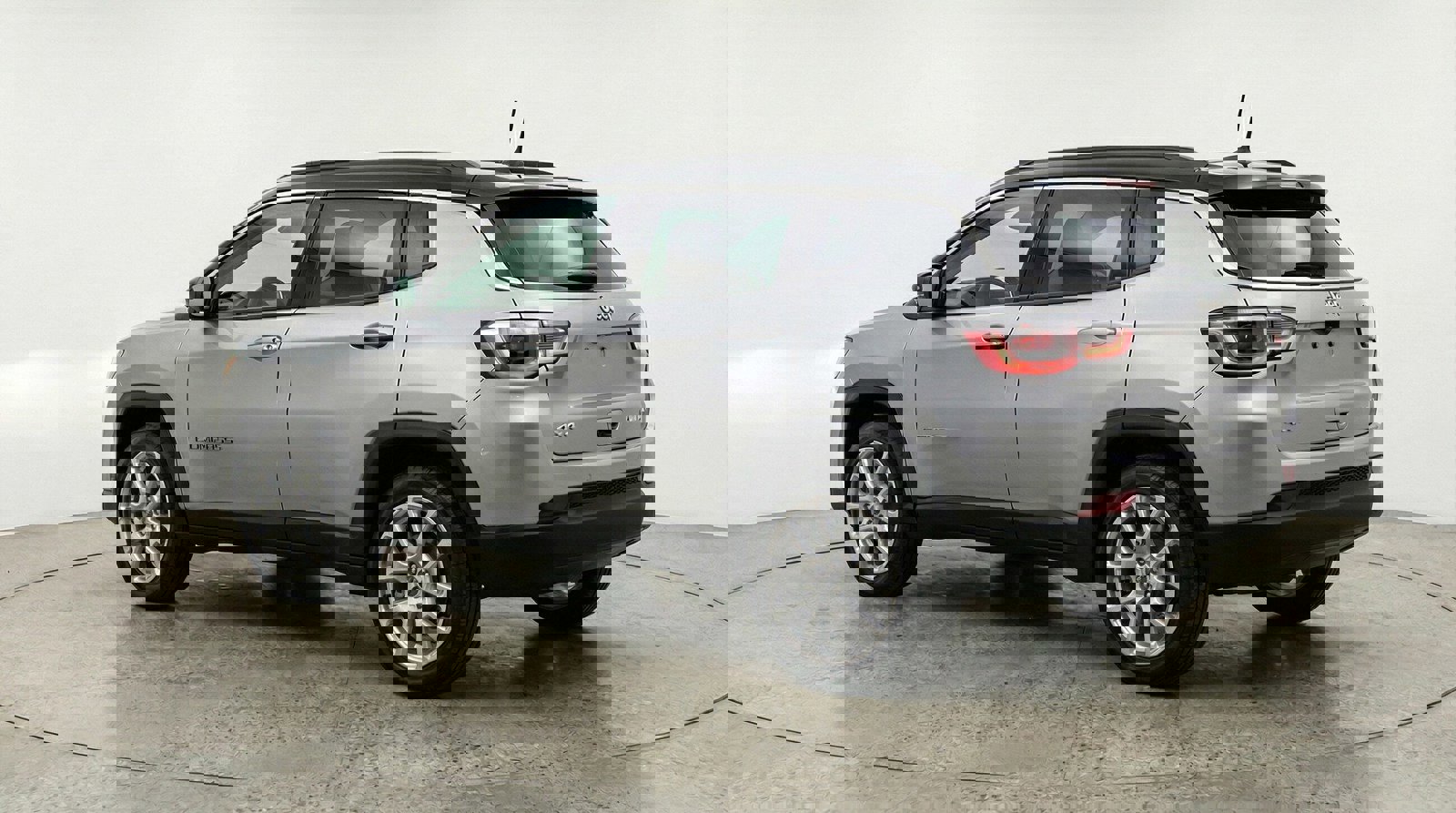 Used 2025 Jeep Compass Limited image 5