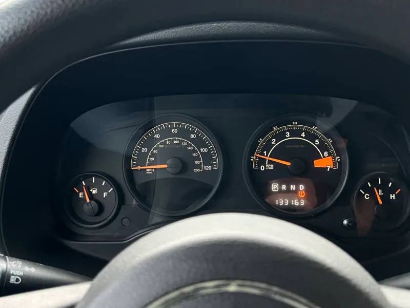 Used 2015 Jeep Patriot Sport w/ Power Value Group FWD image 22