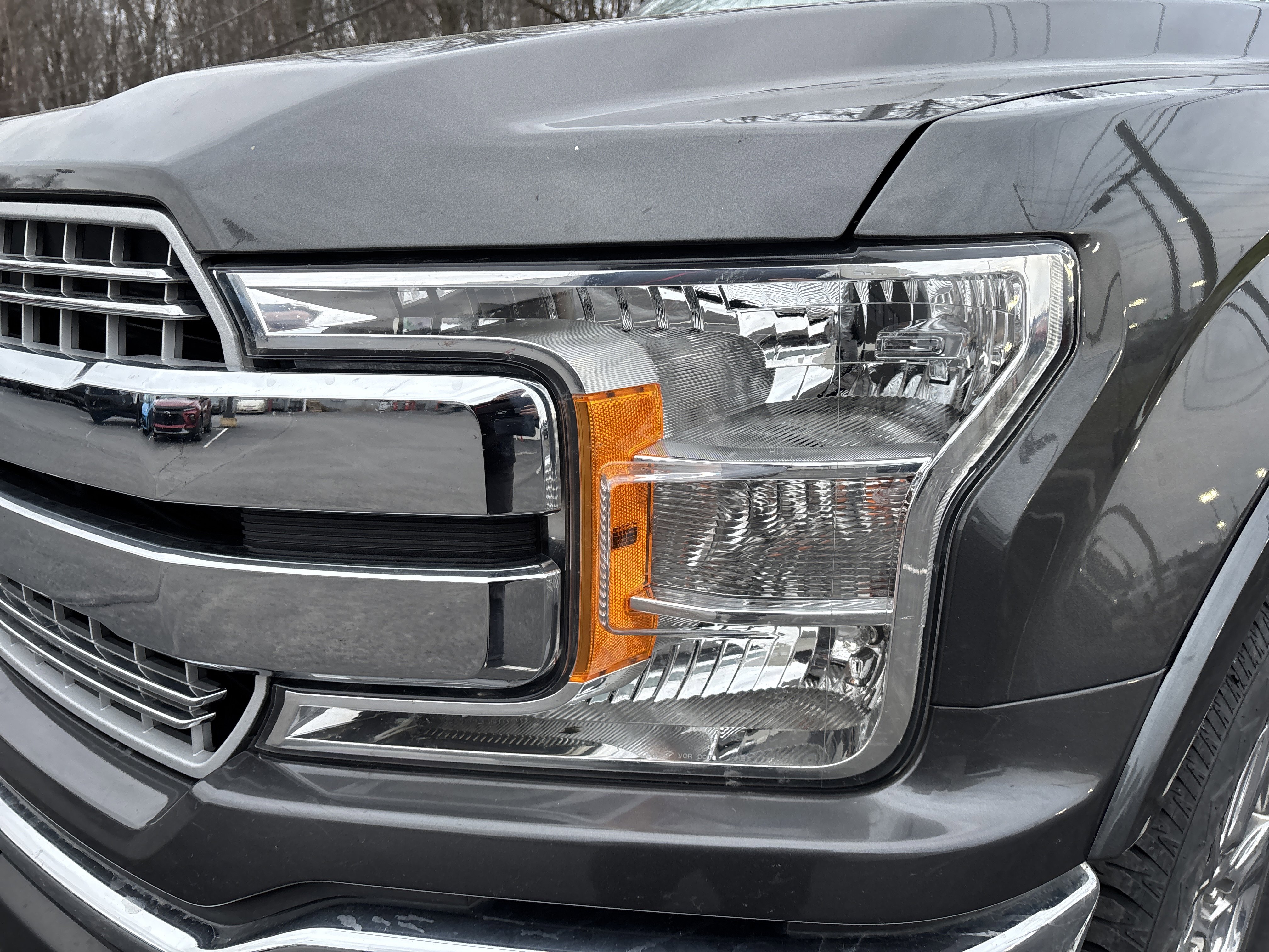 Used 2019 Ford F150 Lariat image 9