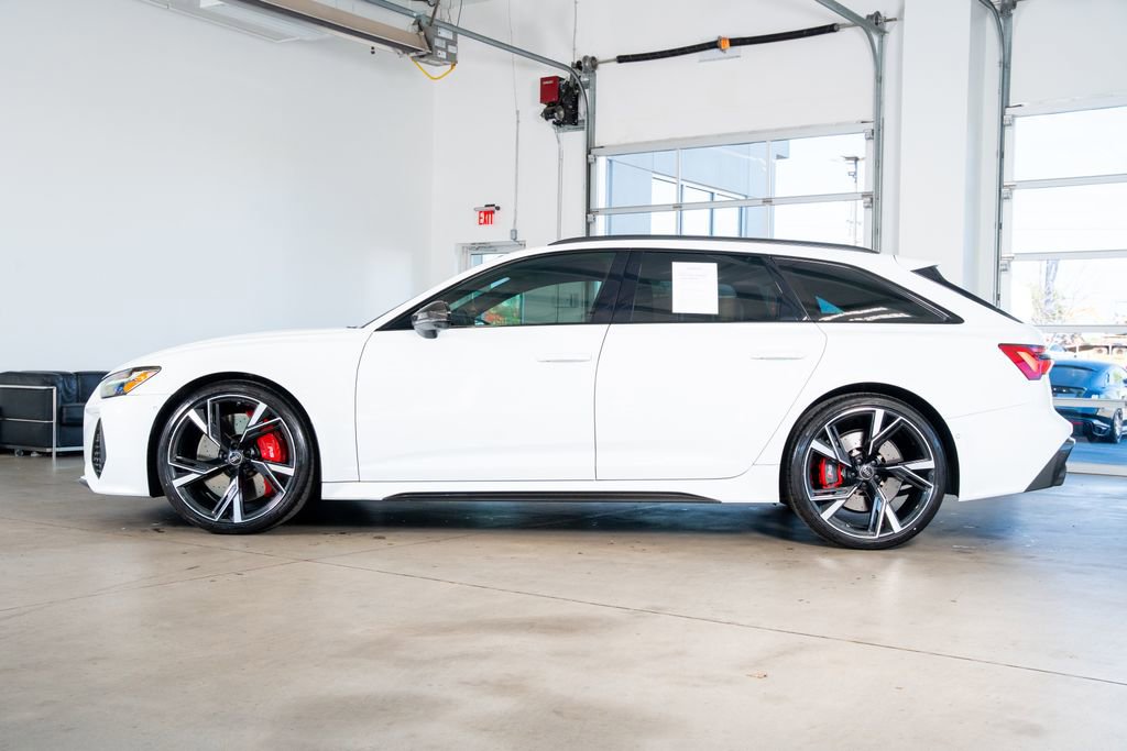 Used 2021 Audi RS 6 w/ Carbon Optic Package image 8