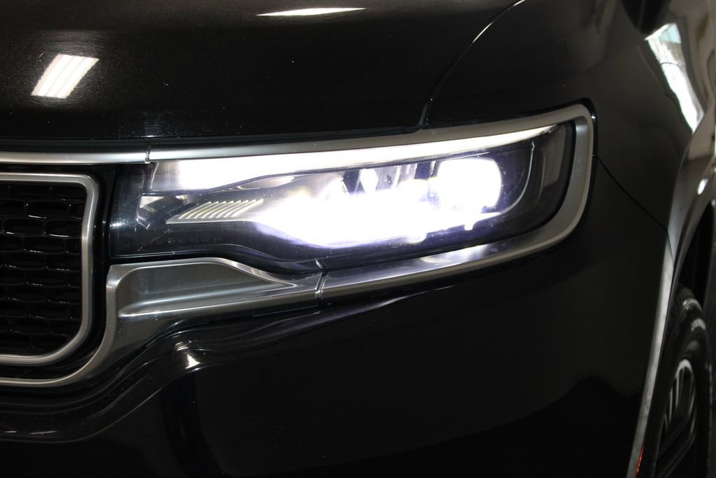 Used 2024 Jeep Wagoneer Series II image 52