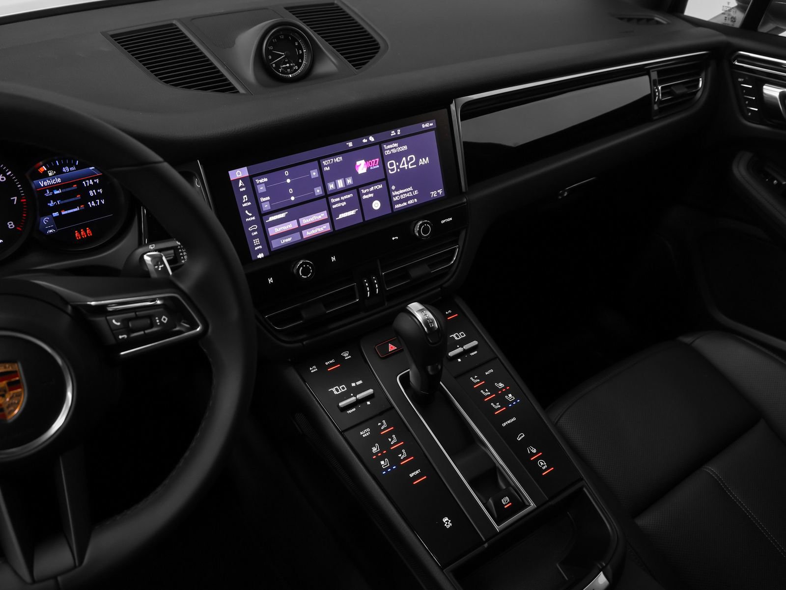 New 2026 Porsche Macan AWD/4WD image 31