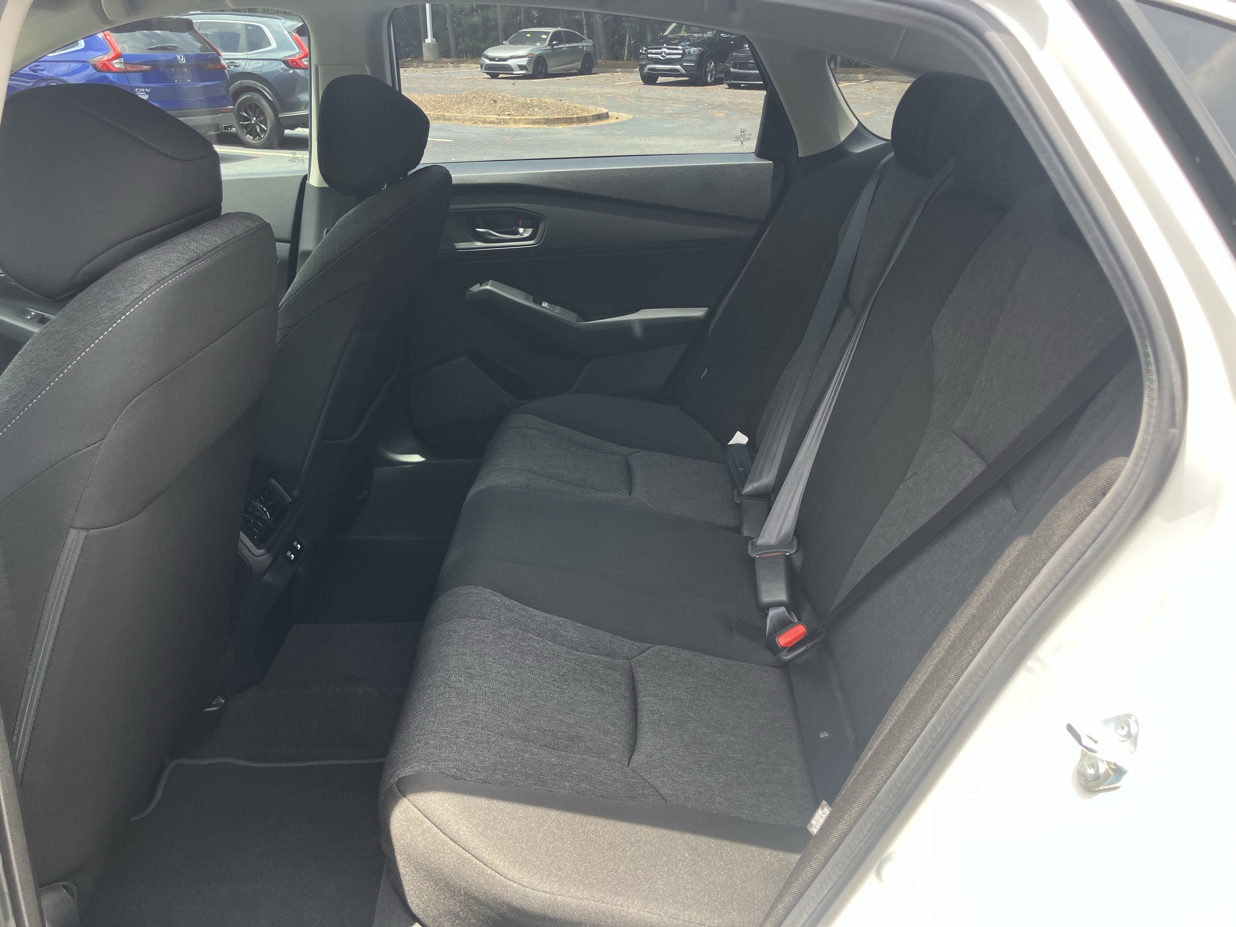 Used 2025 Honda Accord LX image 32