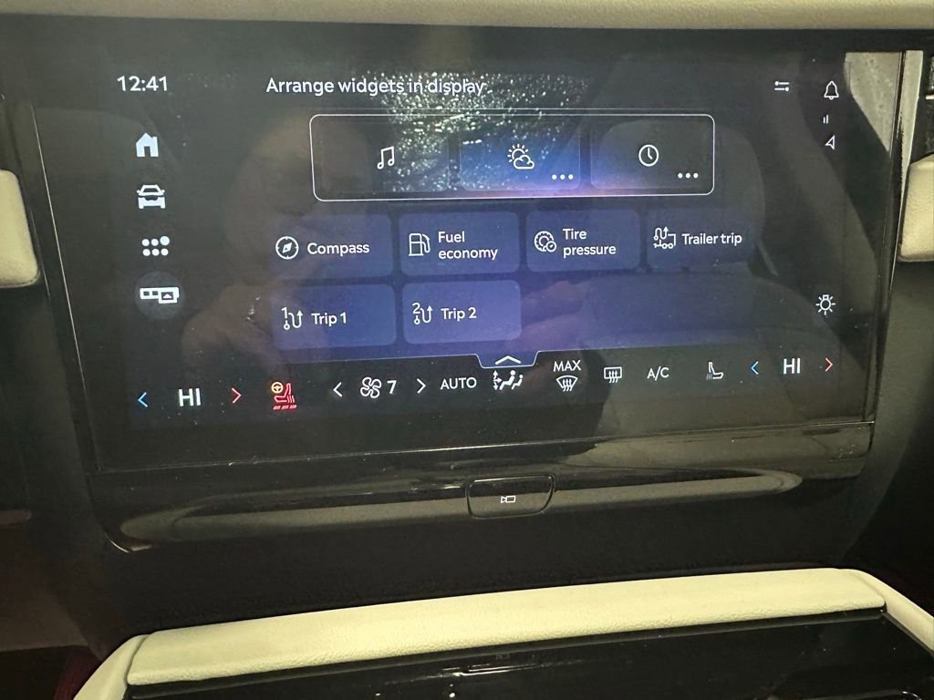 Used 2025 Lincoln Navigator L Reserve image 39