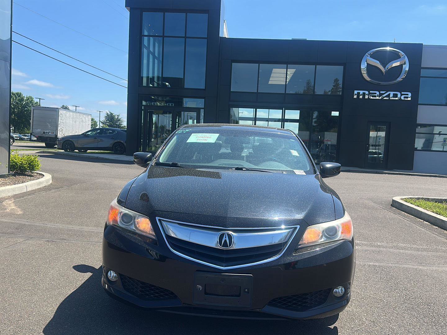 Used 2014 Acura ILX w/ Premium Package FWD image 2