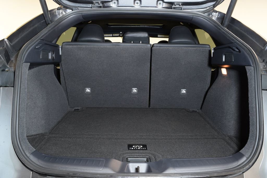 Certified 2025 INFINITI QX55 Luxe w/ Cargo Package image 28