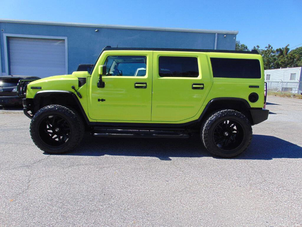 Used 2004 HUMMER H2 w/ Preferred Equipment Group image 10