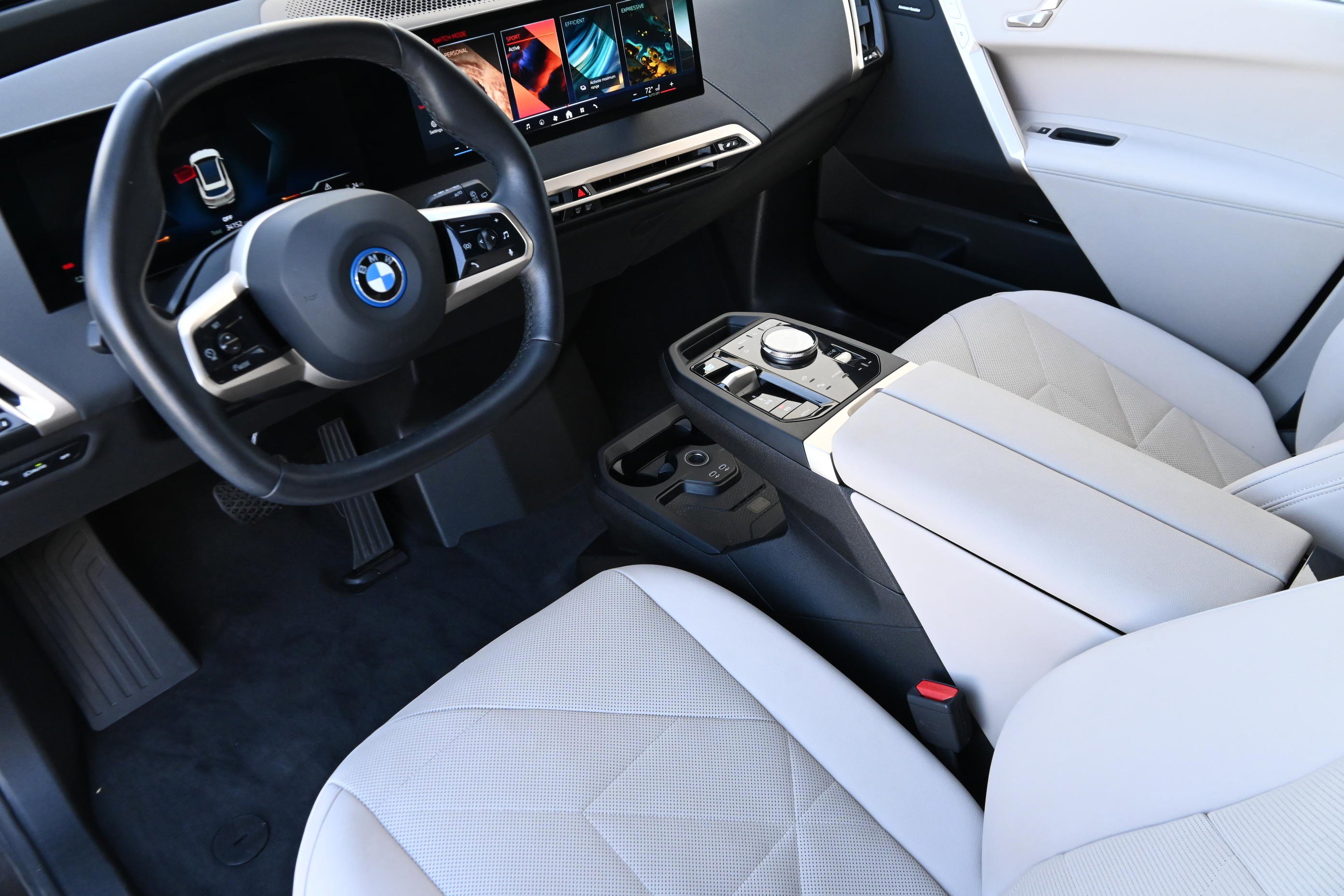 Certified 2024 BMW iX xDrive50 w/ Sport Package image 12