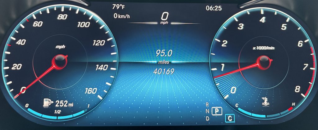 Used 2021 Mercedes-Benz GLC 300 4MATIC w/ AMG Line image 54