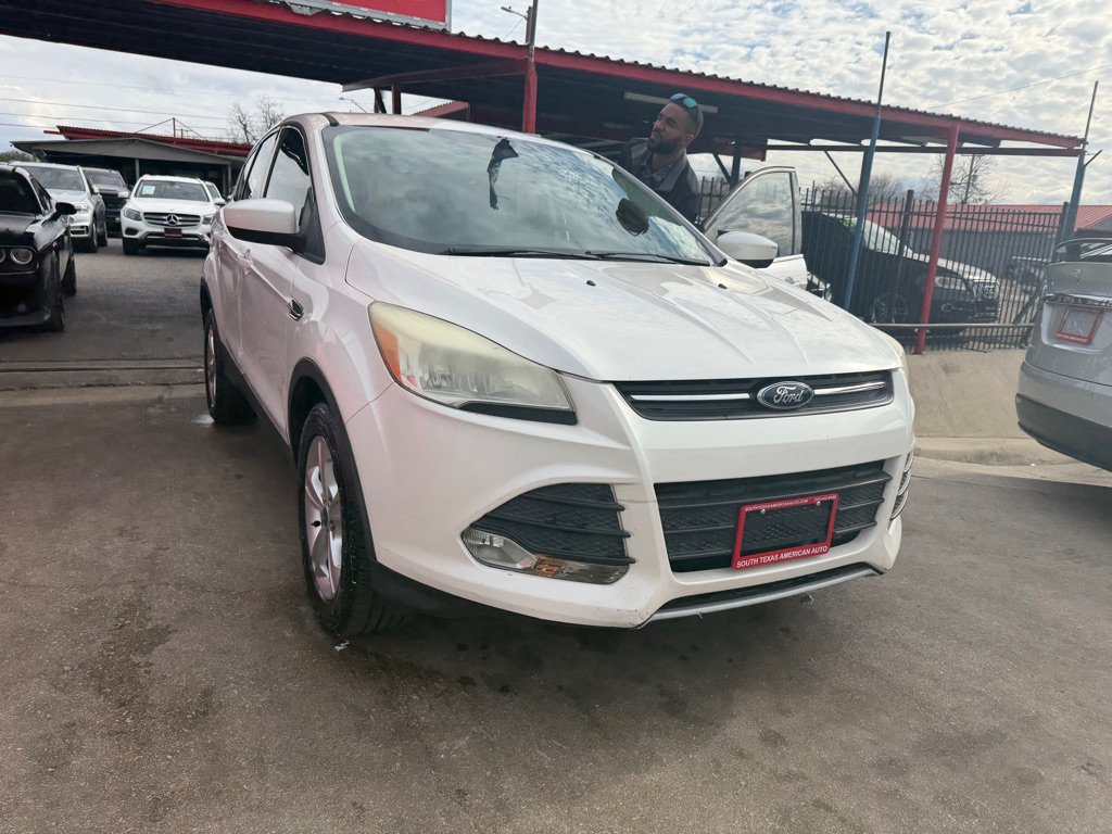 Used 2013 Ford Escape SE FWD image 3