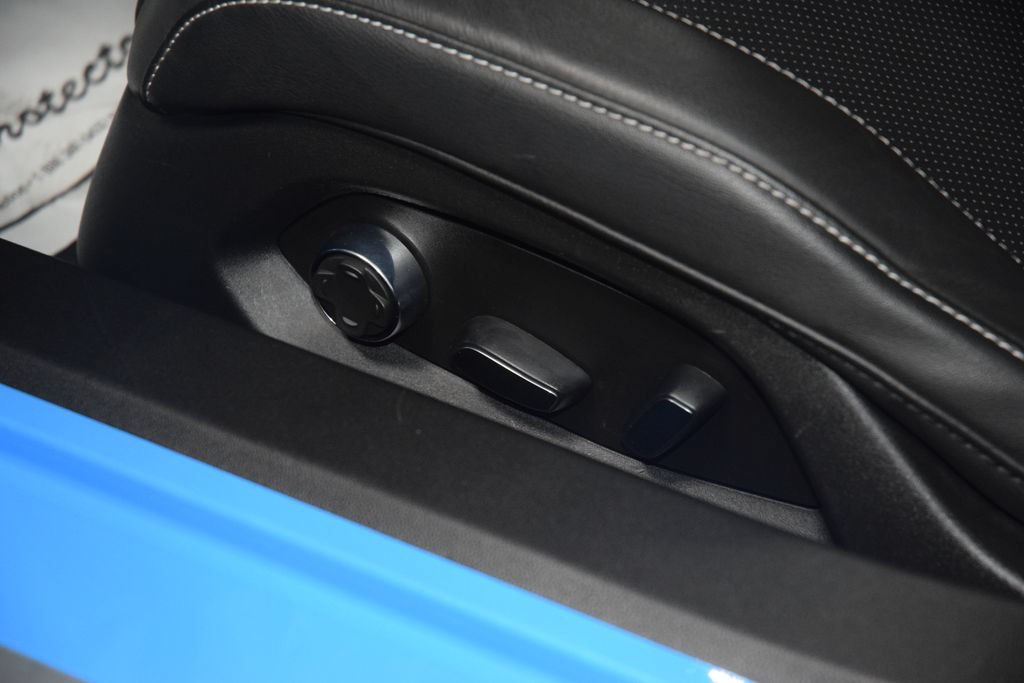 Used 2023 Chevrolet Corvette Stingray Preferred Cpe w/ Battery Protection Package RWD image 33